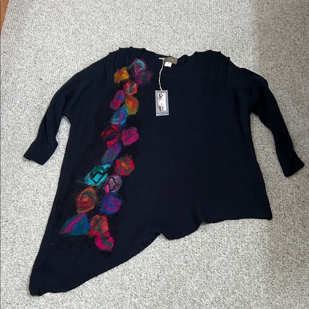 Zuza Bart Navy blue Asymmetrical Sweater with Colorful Floral Design